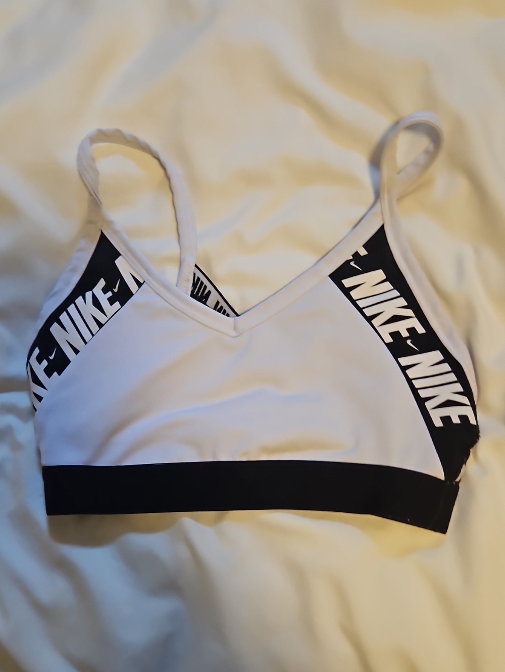 Nike White and Black Logo-Trim Sports Bralette